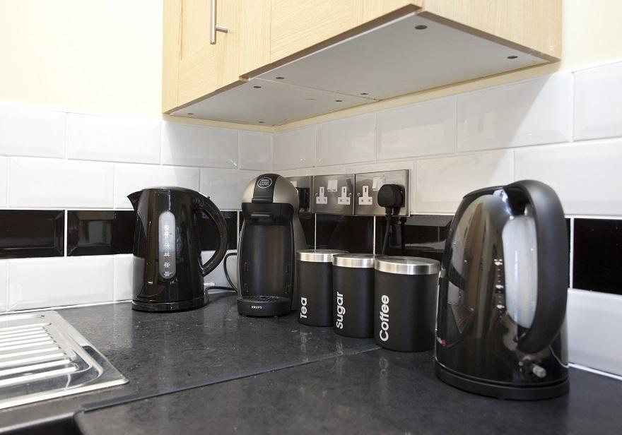 Foresters Inn Apartment - City Centre By Victoria Centre Shopping Centre - Your Own 5 Double Bedrooms Private Apartment With 3 Bathrooms And Full Kitchen To Cook As You Would At Home - Outdoor Parking For Cars Or Vans At Five Pounds A Day Nottingham Ngoại thất bức ảnh